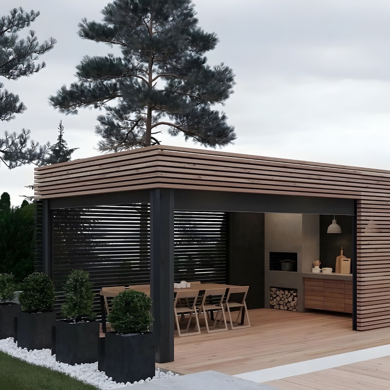 Современный автонавес с крышей из поликарбоната